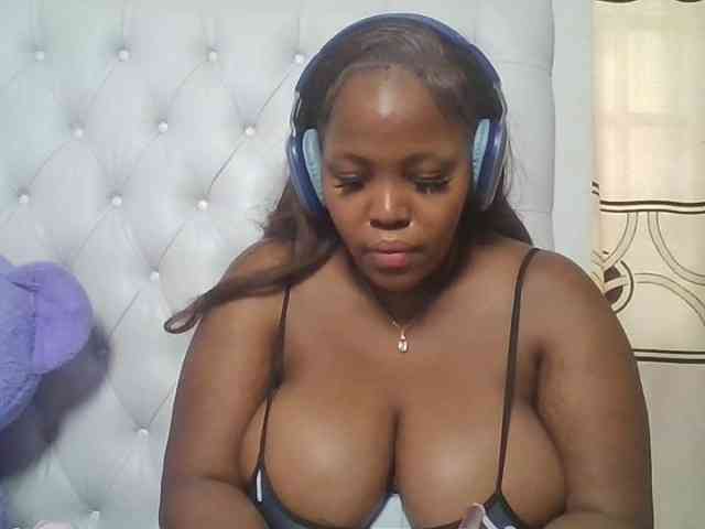 CuteTinkerbella webcam