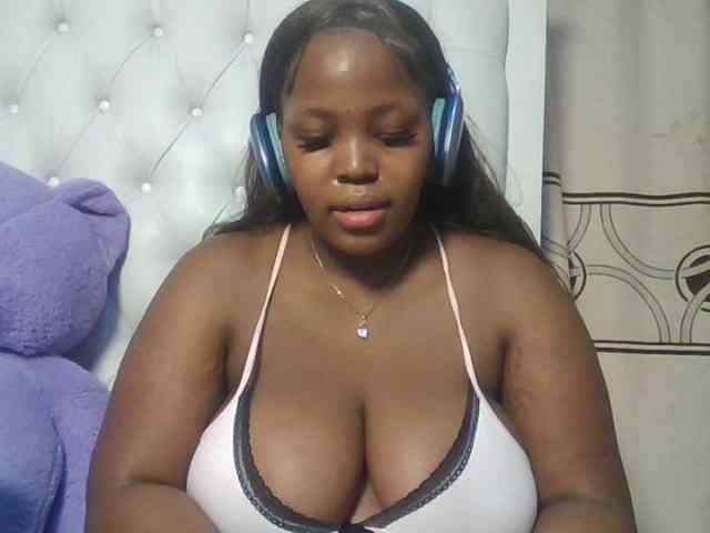 CuteTinkerbella webcam