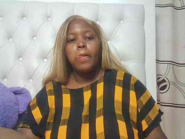 CuteTinkerbella webcam