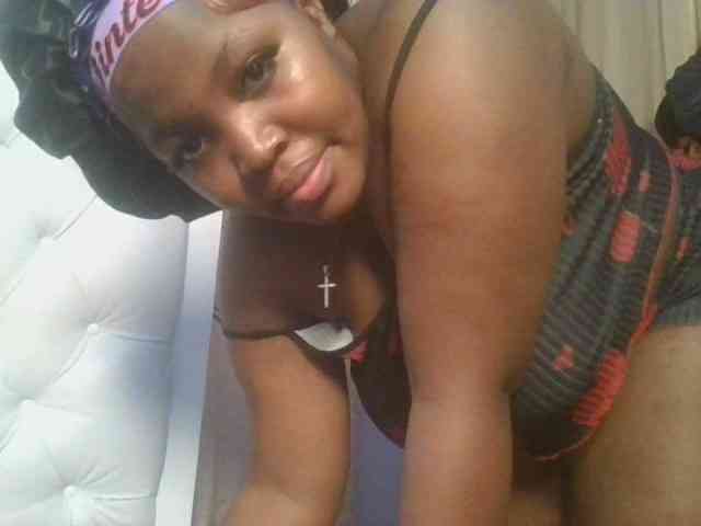 CuteTinkerbella webcam