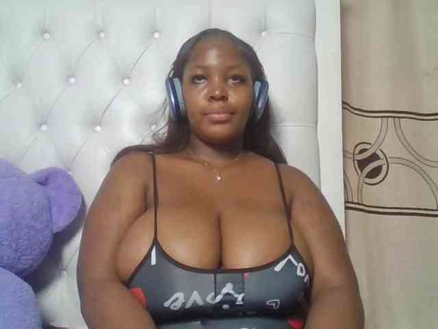 CuteTinkerbella webcam