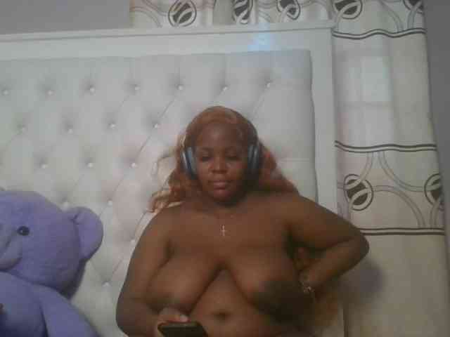 CuteTinkerbella webcam