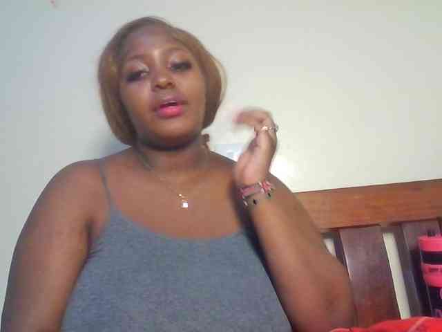 CuteTinkerbella webcam
