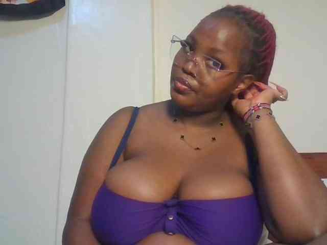 CuteTinkerbella webcam