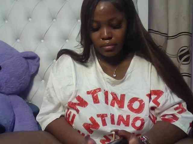 CuteTinkerbella webcam