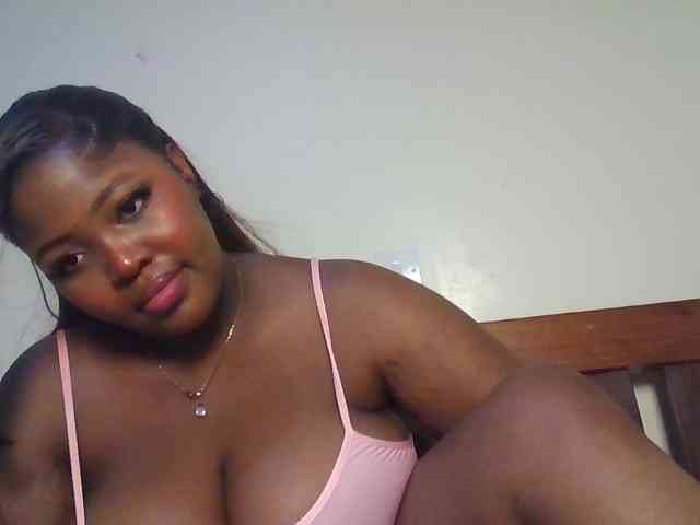 CuteTinkerbella webcam