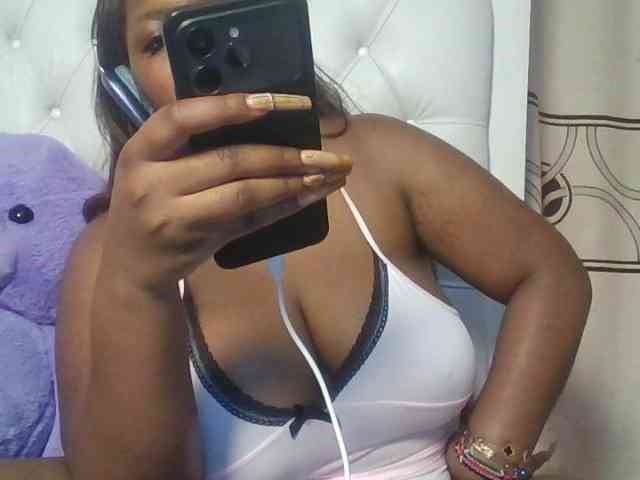 CuteTinkerbella webcam