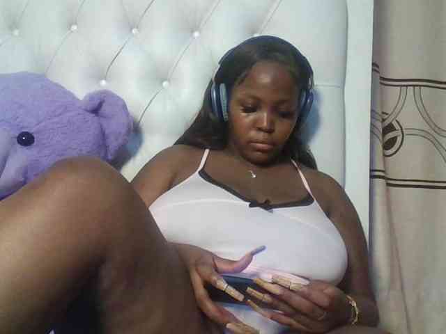 CuteTinkerbella webcam