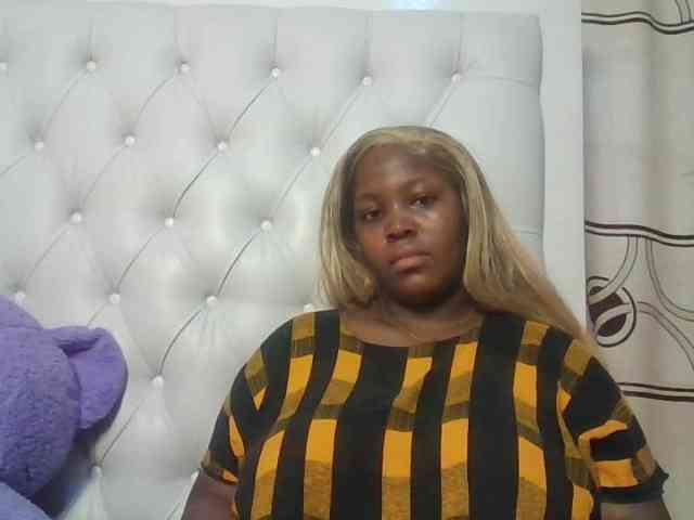 CuteTinkerbella webcam