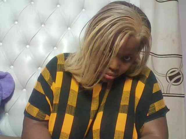 CuteTinkerbella webcam