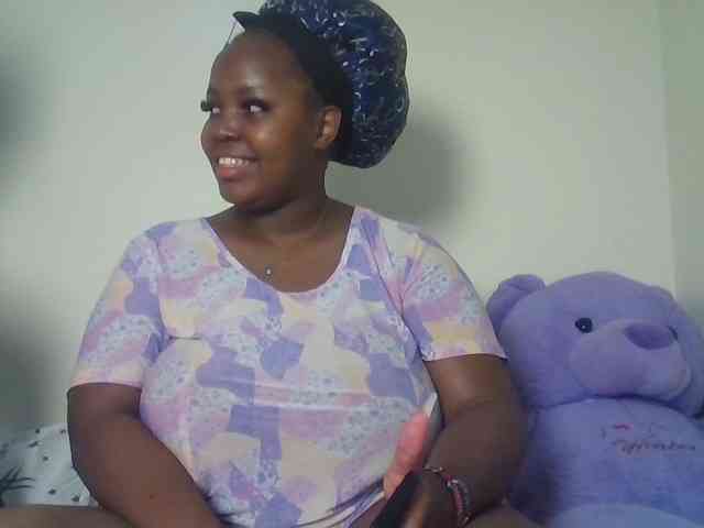 CuteTinkerbella webcam