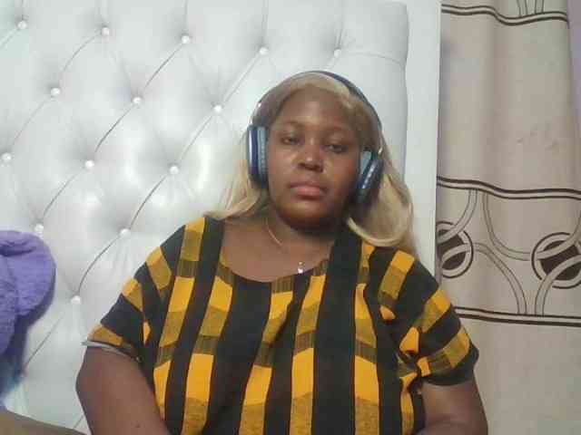 CuteTinkerbella webcam