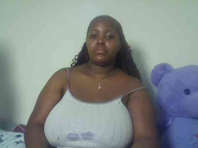 CuteTinkerbella webcam