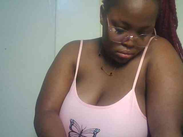 CuteTinkerbella webcam
