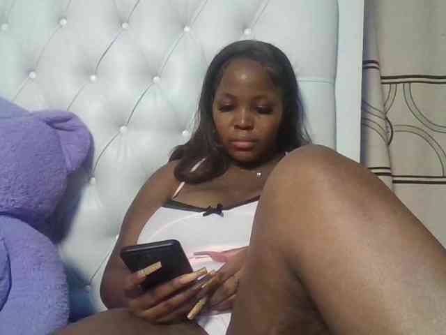 CuteTinkerbella webcam