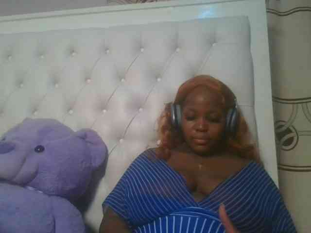 CuteTinkerbella webcam