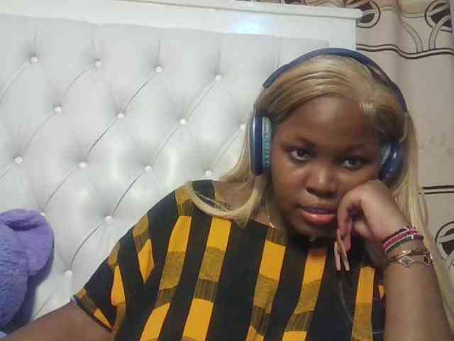 CuteTinkerbella webcam