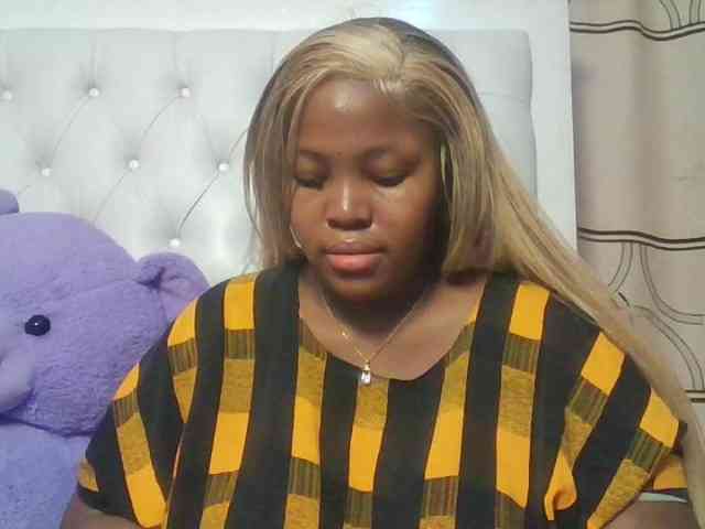 CuteTinkerbella webcam