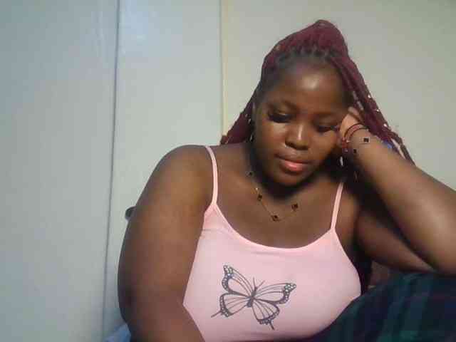 CuteTinkerbella webcam