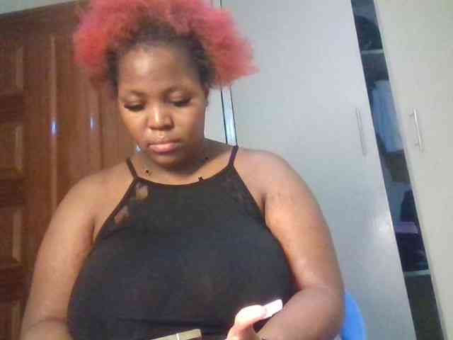 CuteTinkerbella webcam