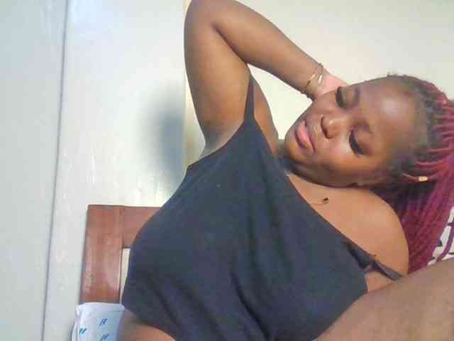 CuteTinkerbella webcam