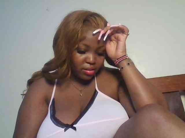 CuteTinkerbella webcam