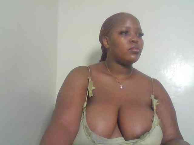 CuteTinkerbella webcam