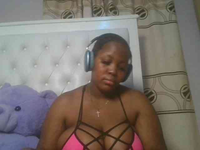 CuteTinkerbella webcam