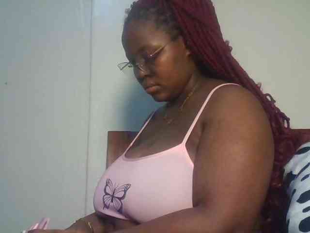 CuteTinkerbella webcam