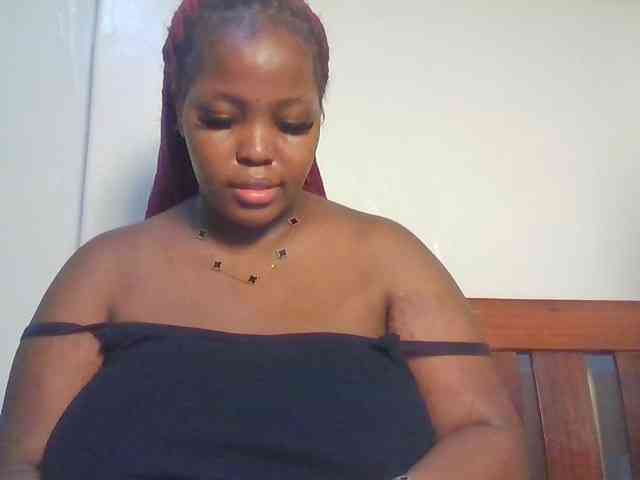 CuteTinkerbella webcam
