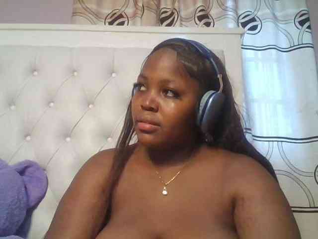 CuteTinkerbella webcam