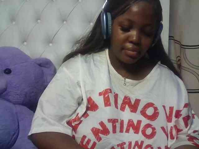 CuteTinkerbella webcam