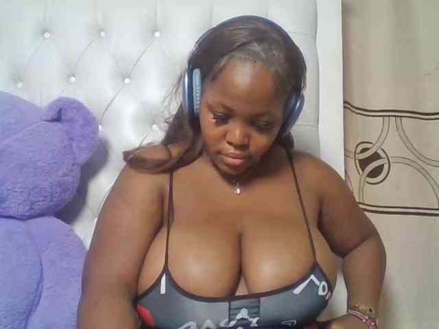 CuteTinkerbella webcam