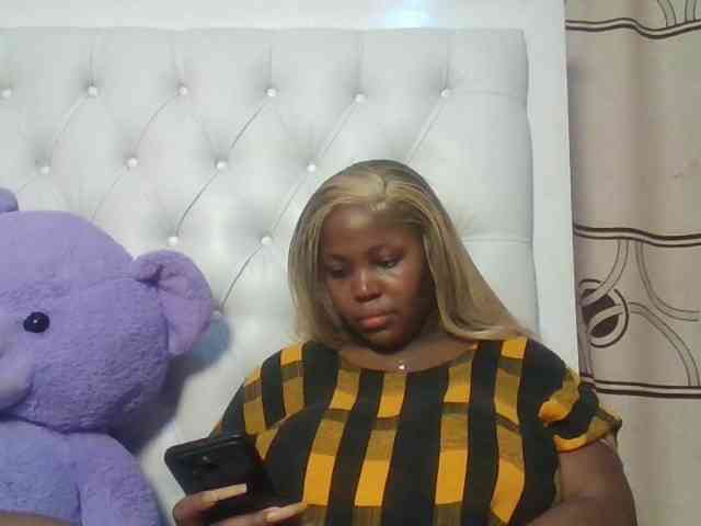 CuteTinkerbella webcam