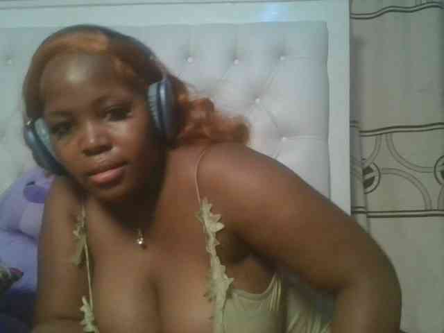 CuteTinkerbella webcam