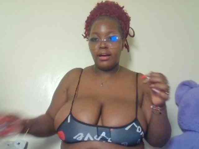 CuteTinkerbella webcam