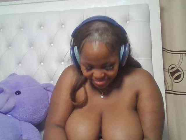 CuteTinkerbella webcam