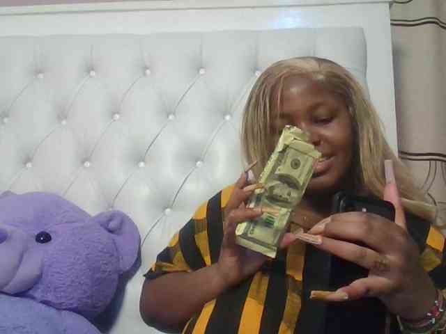 CuteTinkerbella webcam