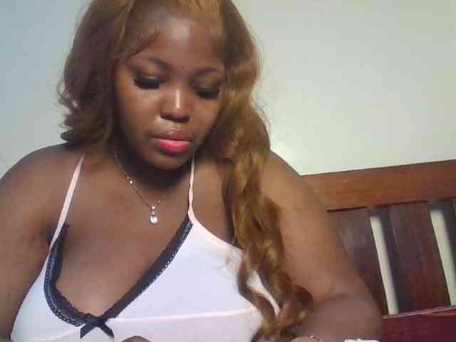 CuteTinkerbella webcam
