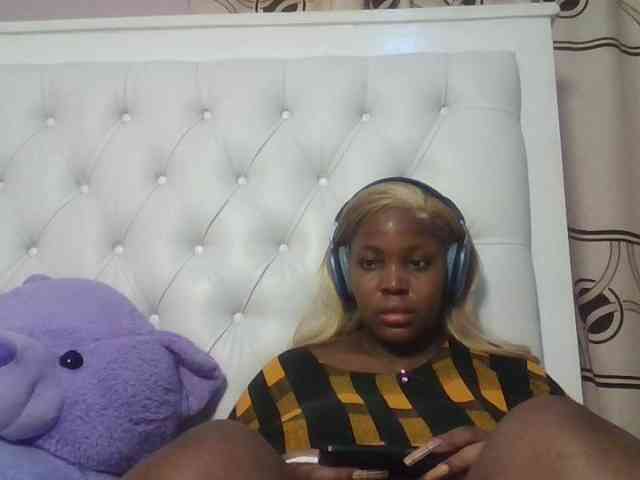 CuteTinkerbella webcam