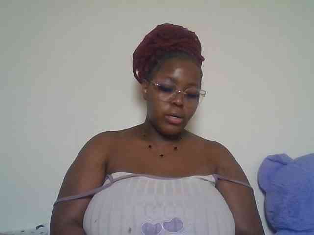 CuteTinkerbella webcam