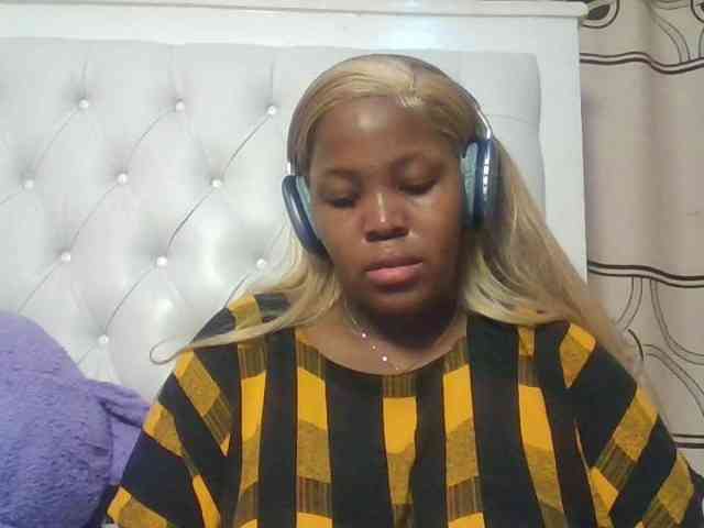 CuteTinkerbella webcam