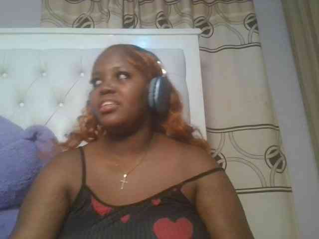 CuteTinkerbella webcam