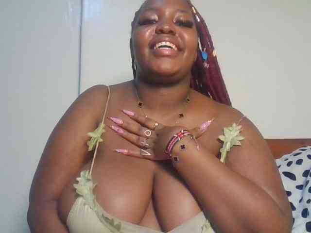 CuteTinkerbella webcam