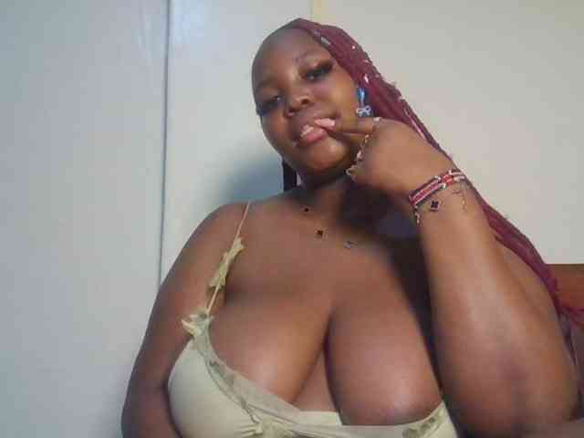 CuteTinkerbella webcam