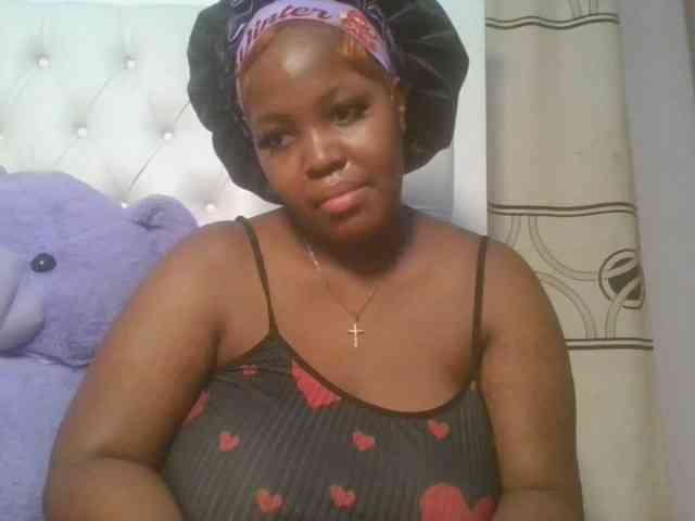 CuteTinkerbella webcam