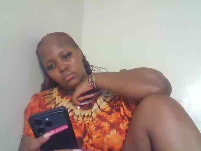 CuteTinkerbella webcam