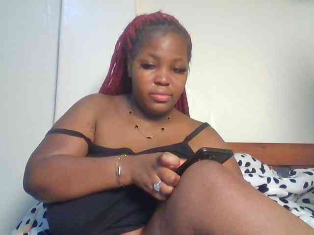 CuteTinkerbella webcam