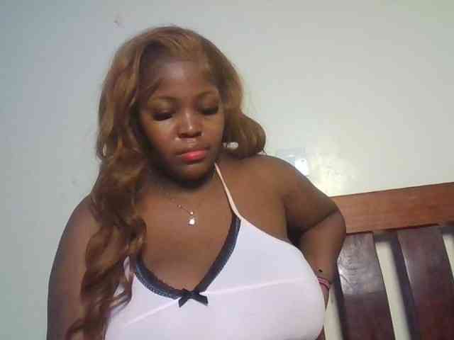 CuteTinkerbella webcam