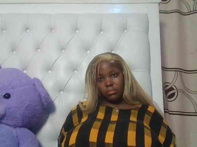 CuteTinkerbella webcam